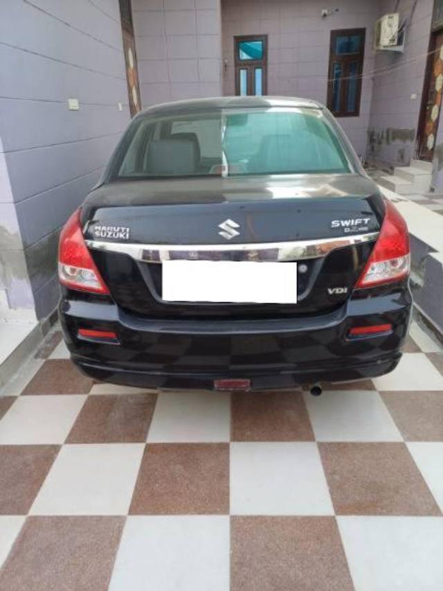 https://images10.gaadi.com/usedcar_image/4235586/original/processed_5f1bed4b-ca50-405d-82cf-32e52ba6510a.jpg?imwidth=6400