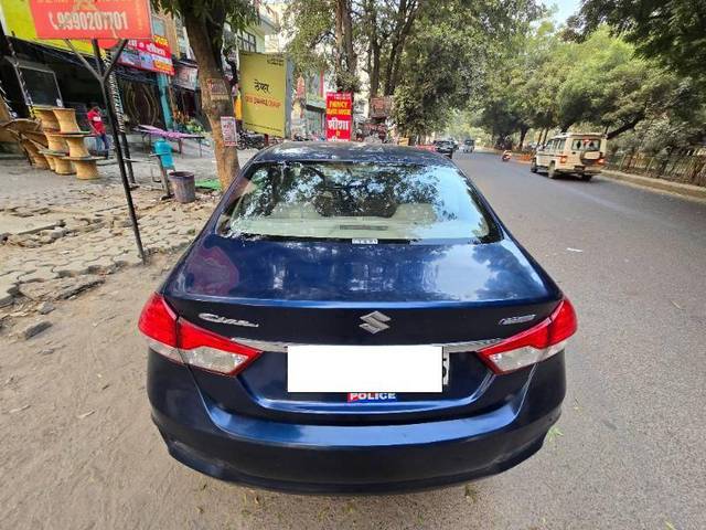 https://images10.gaadi.com/usedcar_image/4235619/original/590bd1653995b7726283aabe98e3a3a9.jpg?imwidth=6401