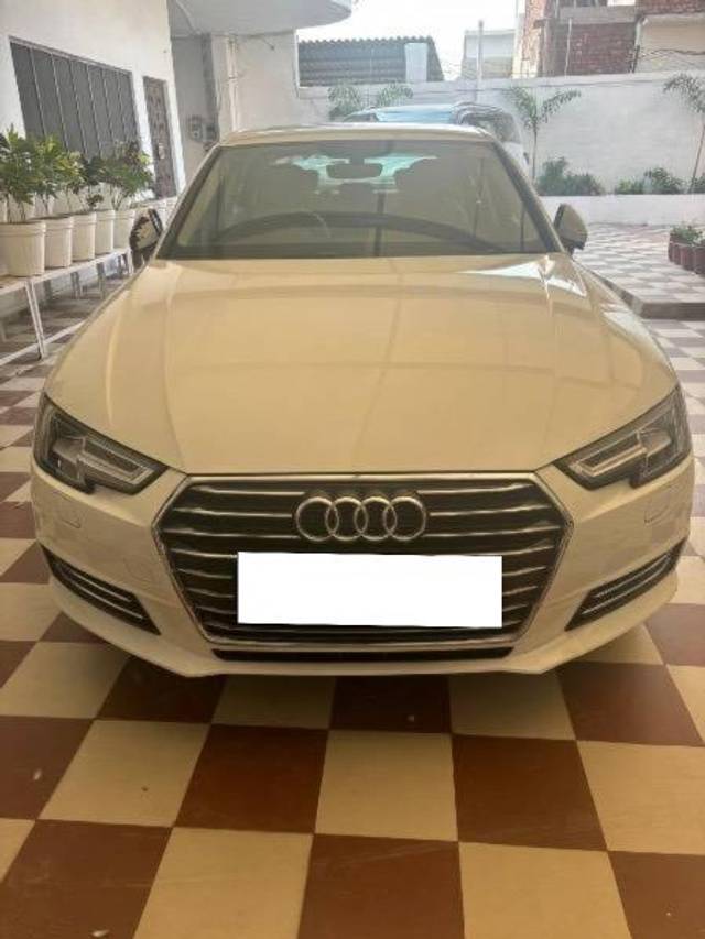 https://images10.gaadi.com/usedcar_image/4235652/original/processed_24a0b991-ccf2-4f26-bf89-3e73c7e7524a.jpeg?imwidth=6401