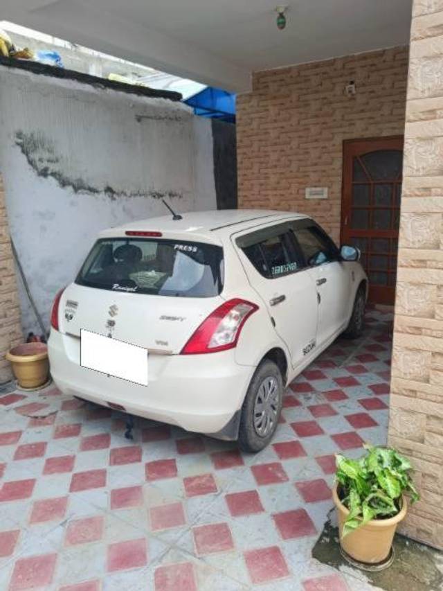 https://images10.gaadi.com/usedcar_image/4235661/original/processed_02476e32-28e1-4997-8a2a-e61497295ebf.jpeg?imwidth=6400