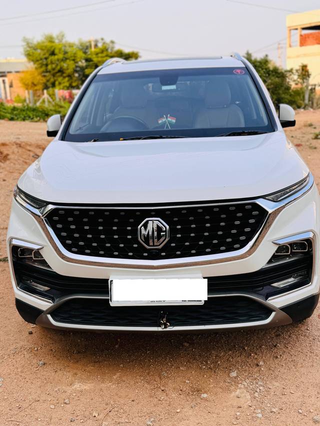 https://images10.gaadi.com/usedcar_image/4235662/original/processed_b30e36d94f3fcb6ce567ddc2b430f64d.jpeg?imwidth=6400