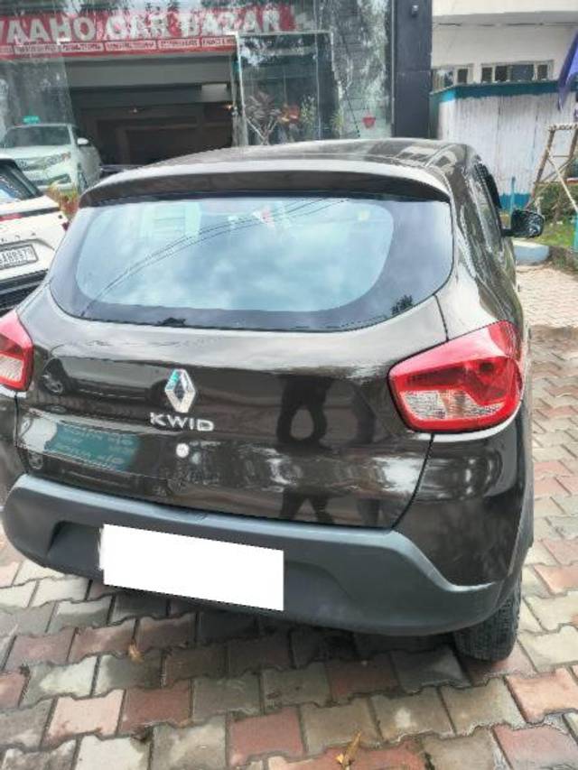 https://images10.gaadi.com/usedcar_image/4235706/original/processed_42f84ad0-7163-4924-9b38-9e7c2acb7dbc.jpg?imwidth=6401