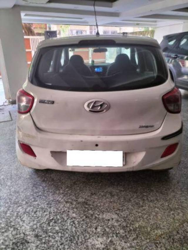 https://images10.gaadi.com/usedcar_image/4235718/original/3e205efc0c514f09dcff2f20b8e84235.jpeg?imwidth=6401