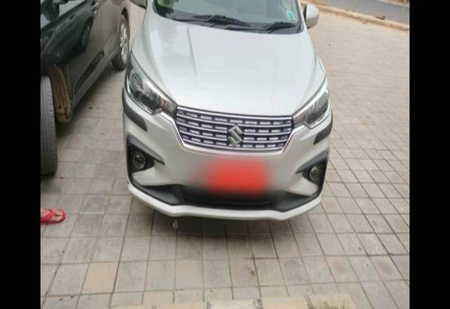 https://images10.gaadi.com/usedcar_image/4235749/original/1702ebad3c38e9706800d6b9d6621f9c.jpg?imwidth=6400