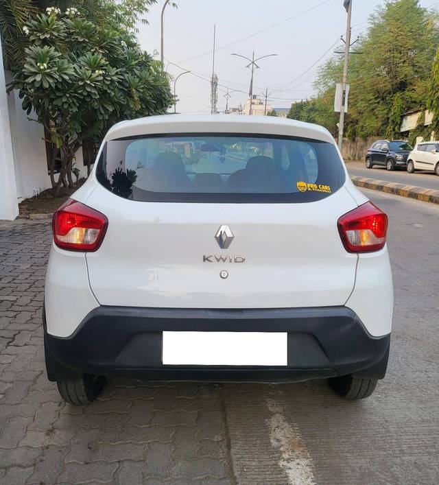 https://images10.gaadi.com/usedcar_image/4235752/original/processed_370a7f0a869192ff7fd7eb6805c6b4ef.jpg?imwidth=6402