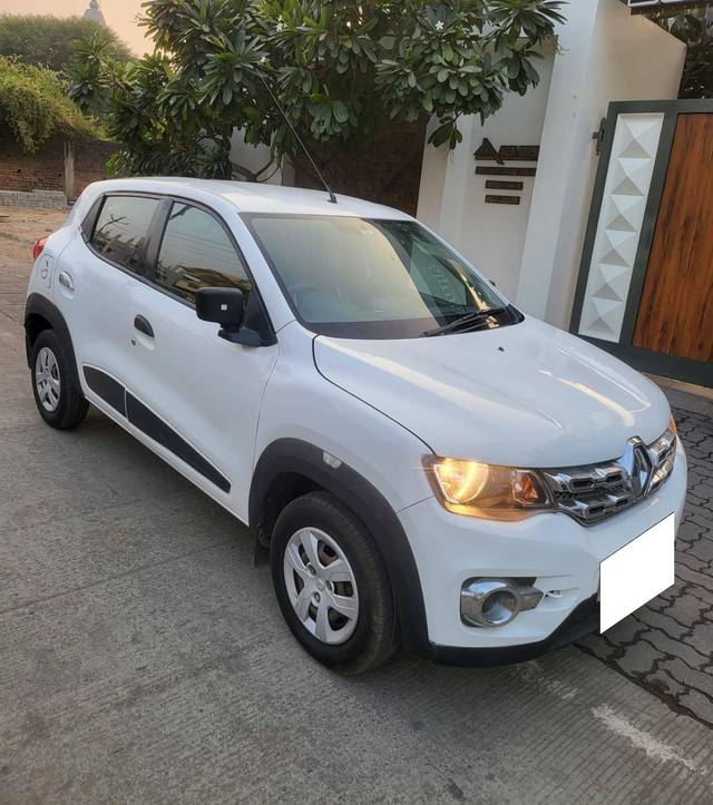 https://images10.gaadi.com/usedcar_image/4235752/original/processed_d747c13d2037b6af4e076d209c80d1e1.jpg?imwidth=6400