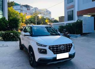 Hyundai Venue 2019-2022 Hyundai Venue SX Plus Turbo DCT BSIV