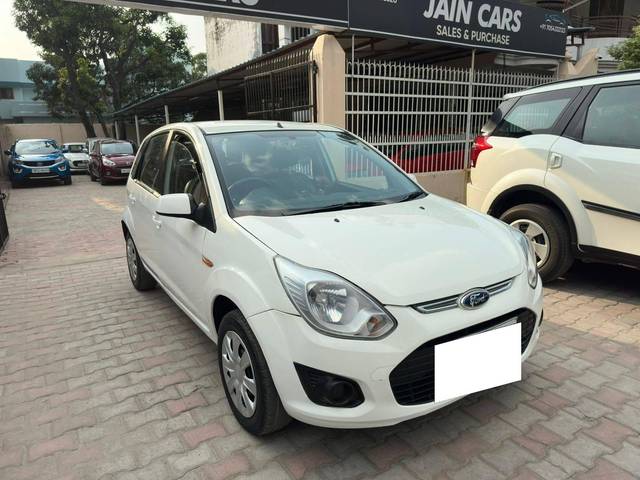 https://images10.gaadi.com/usedcar_image/4235961/original/processed_c36077871814d3b9de1ac7cb12d8ca0d.jpg?imwidth=6400