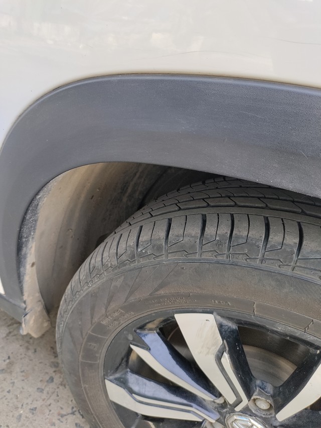 Second-hand 2020 MG Hector Sharp Diesel Dualtone for sale in Indore-3