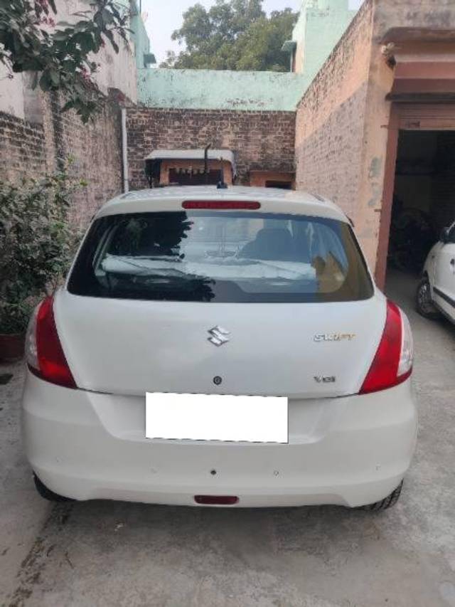 https://images10.gaadi.com/usedcar_image/4235996/original/processed_d5ad1f74-e2b1-4725-bc53-655f96c23ef1.jpg?imwidth=6402