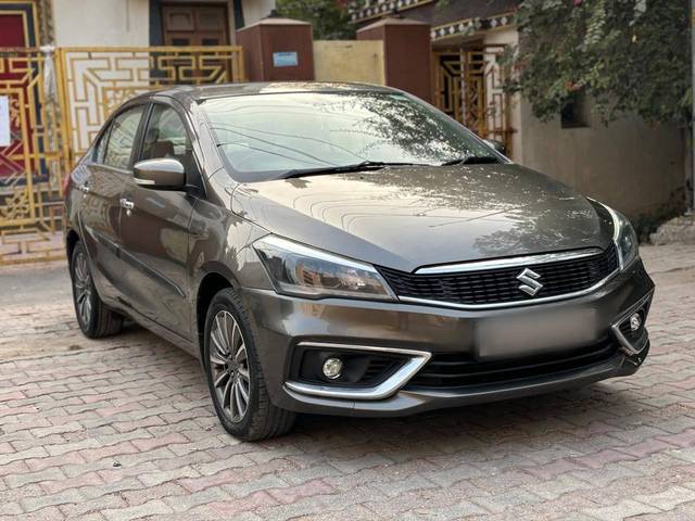 https://images10.gaadi.com/usedcar_image/4236006/original/processed_61934132e28c6402f7d5ad957caea64e.jpg?imwidth=6400