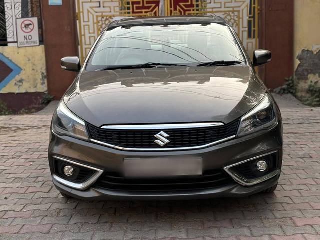 https://images10.gaadi.com/usedcar_image/4236006/original/processed_da9b1540637580bbcfc4b8968ad35369.jpg?imwidth=6402