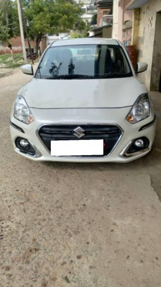 https://images10.gaadi.com/usedcar_image/4236058/original/processed_c6690d5c-77f0-477b-95f9-bba37ea17440.jpg?imwidth=6400