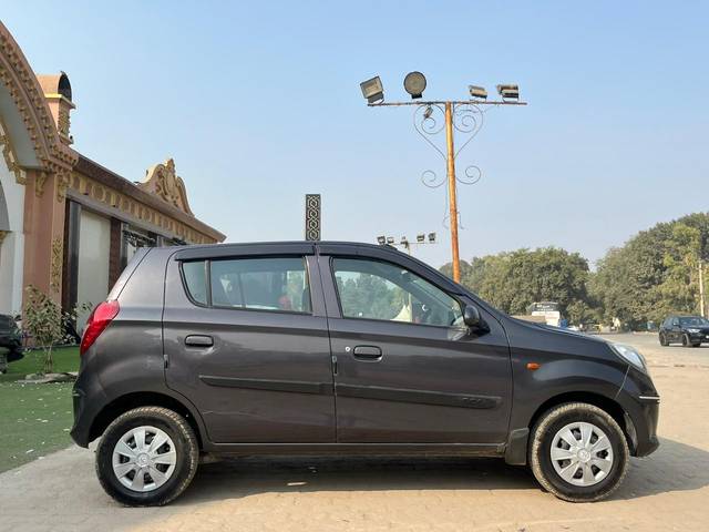 https://images10.gaadi.com/usedcar_image/4236087/original/147baeffbf8da5502b94dfe929357ba9.jpg?imwidth=6401