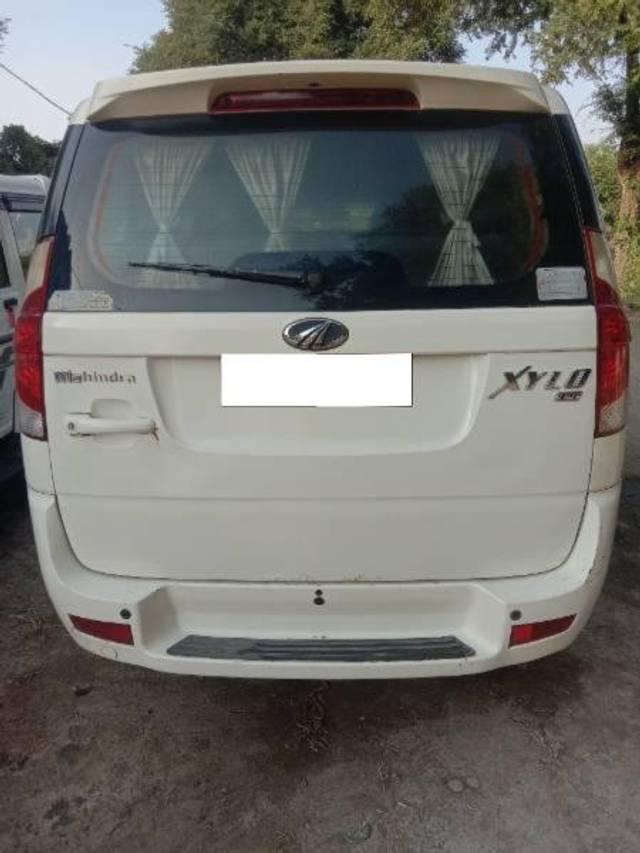 https://images10.gaadi.com/usedcar_image/4236206/original/processed_4751243c-a743-40a2-a57f-af92c976e128.jpg?imwidth=6402