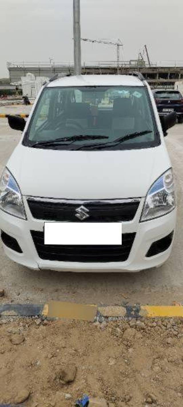 https://images10.gaadi.com/usedcar_image/4236239/original/ca0b648b893d77ed42e2de7383f46958.jpg?imwidth=6400