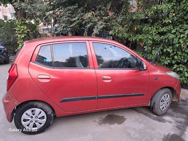 https://images10.gaadi.com/usedcar_image/4236279/original/68bbbff4a113342fb543a7217675fe28.jpg?imwidth=6402