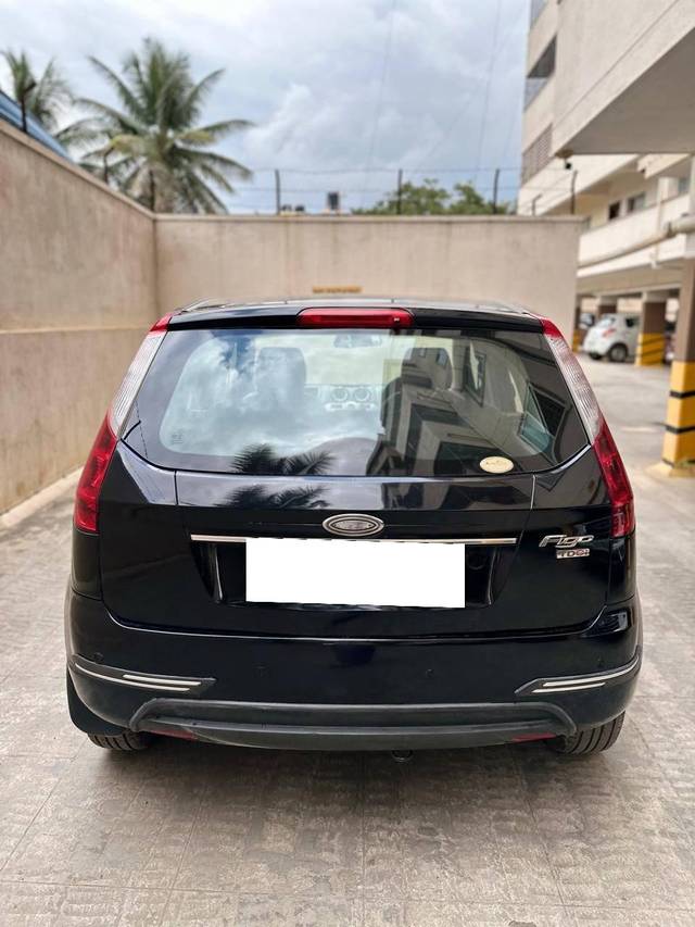 https://images10.gaadi.com/usedcar_image/4236383/original/processed_a31327d1141f818b553425a9bd36389c.jpg?imwidth=6401