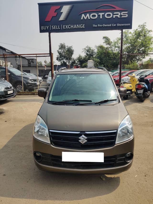 https://images10.gaadi.com/usedcar_image/4236388/original/processed_c6d268f16495d28c8351590db79ab7f7.jpg?imwidth=6402