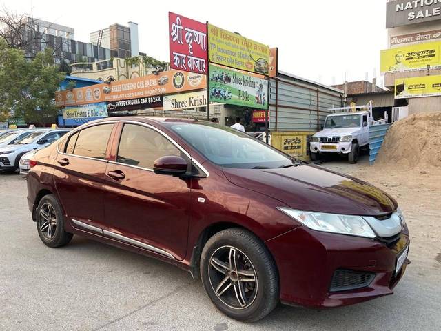 https://images10.gaadi.com/usedcar_image/4236401/original/processed_022569998f7aaeae555d07e99fd58d8a.jpg?imwidth=6400