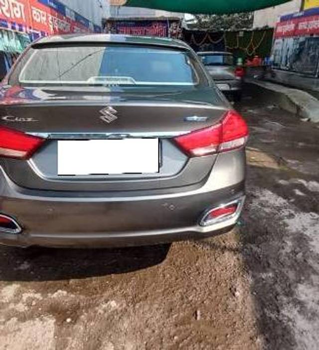 https://images10.gaadi.com/usedcar_image/4236451/original/processed_b56f88c7-f622-4dfd-b149-07819beb8186.jpg?imwidth=6402