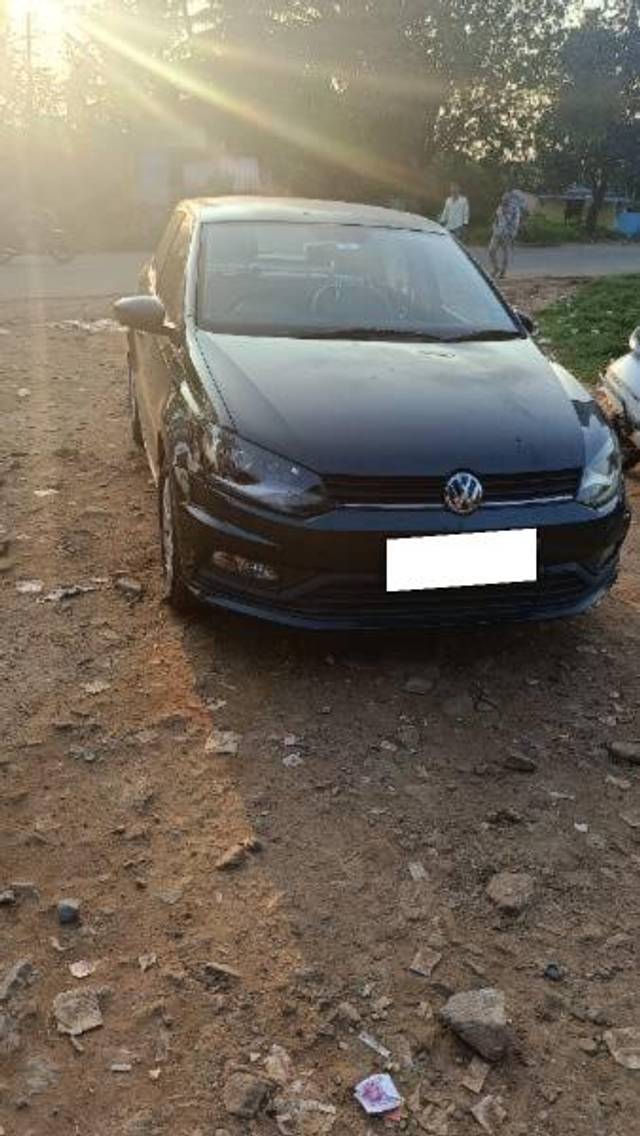 https://images10.gaadi.com/usedcar_image/4236453/original/processed_c11b97ee-9bc7-47ca-9d73-9569c6fa3e0c.jpg?imwidth=6400