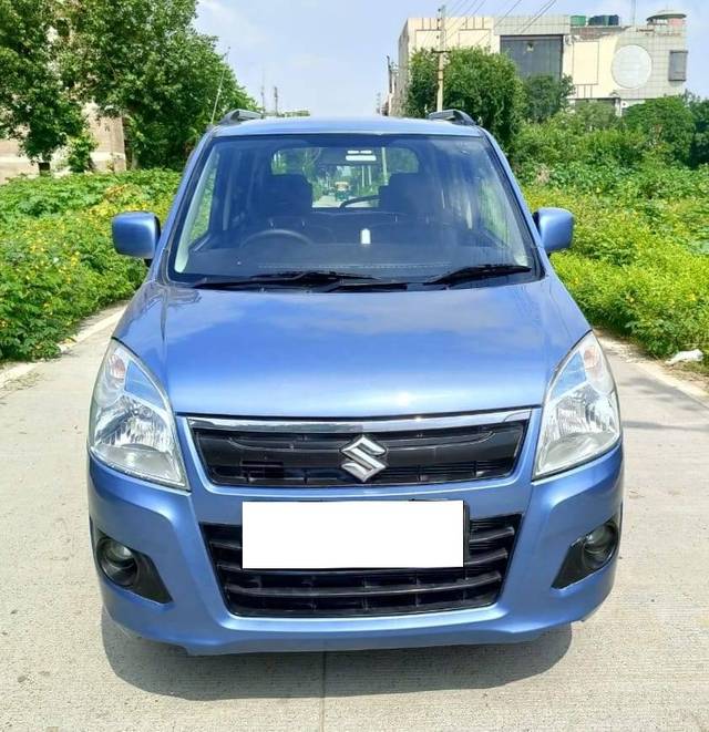 https://images10.gaadi.com/usedcar_image/4236494/original/processed_8e72b47ae65b5642adc05aa428cbba64.jpg?imwidth=6402