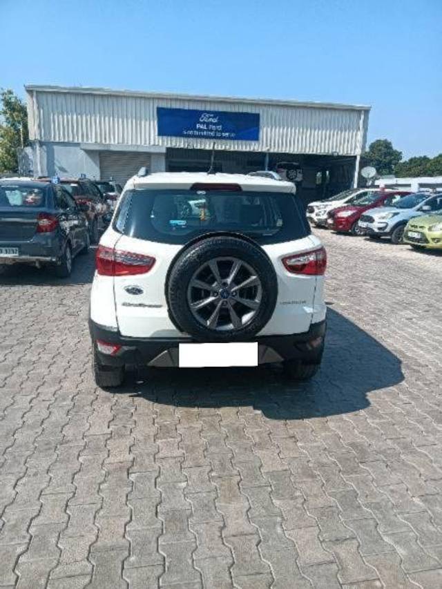 https://images10.gaadi.com/usedcar_image/4236532/original/processed_3565a3dc-2d68-4763-9bf7-a3a6a490673b.jpg?imwidth=6401