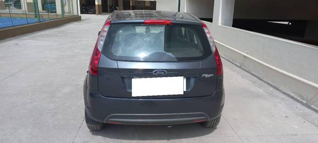 https://images10.gaadi.com/usedcar_image/4236535/original/bab1e77fde7ea83e037ae78a9af5b596.jpg?imwidth=6401