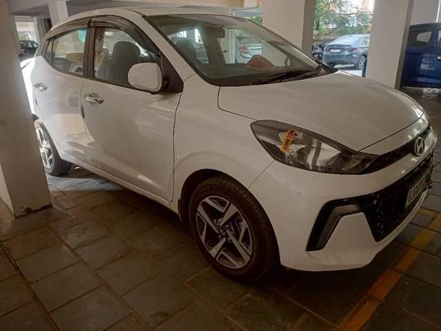 https://images10.gaadi.com/usedcar_image/4236577/original/processed_d6114936-3e55-4704-8753-2783380f49f1.jpg?imwidth=6400