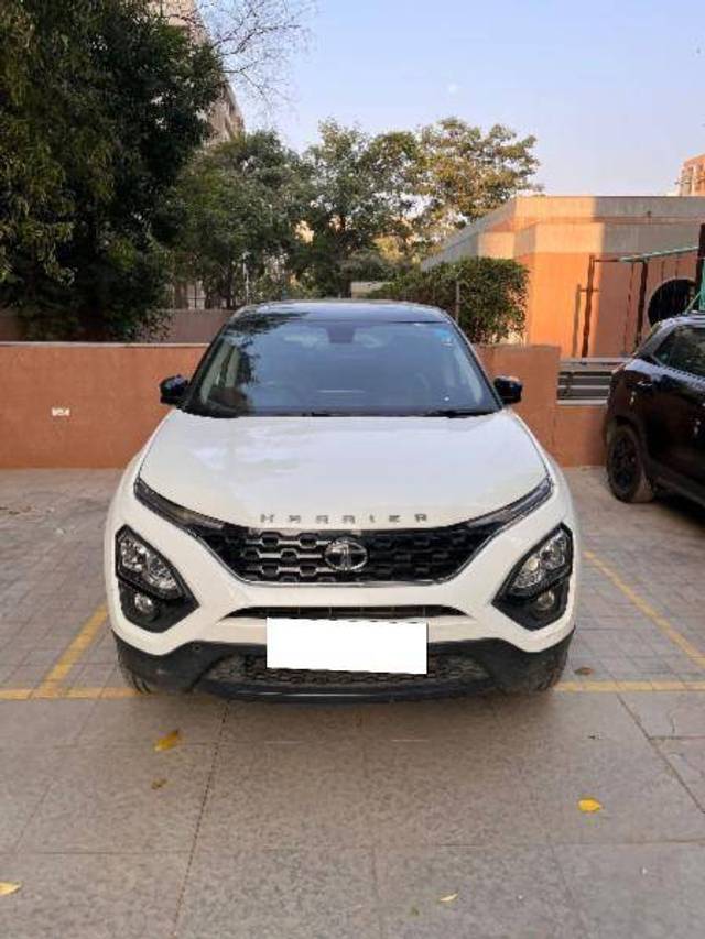 https://images10.gaadi.com/usedcar_image/4236589/original/0385ad831d4e36317d5fa5fd4685382e.jpeg?imwidth=6402