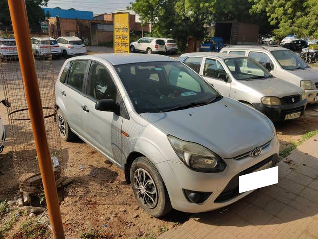 https://images10.gaadi.com/usedcar_image/4236642/original/processed_9e994d36cb35cd5fdf71af102a38d358.jpg?imwidth=6400