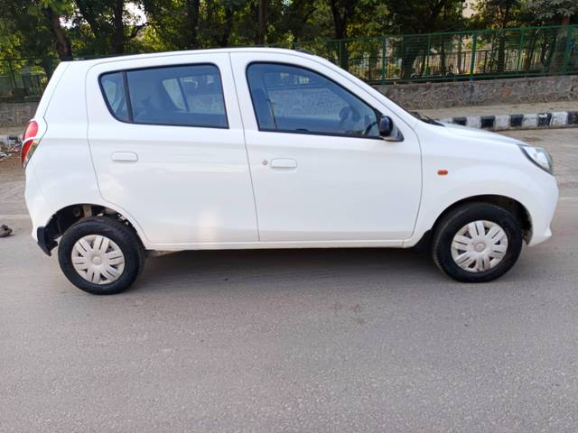 https://images10.gaadi.com/usedcar_image/4236742/original/processed_19117052364fc1634cb60f7a77c51631.jpg?imwidth=6401