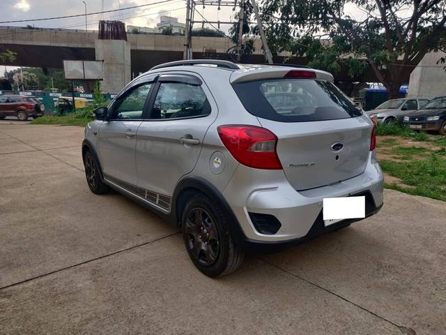 https://images10.gaadi.com/usedcar_image/4236780/original/processed_9a448ade2a285c825303a70fa67edfe4.jpg?imwidth=6402