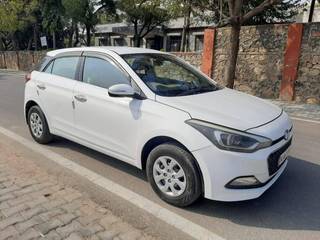 Hyundai i20 2015-2017 Hyundai i20 Sportz 1.4 CRDi