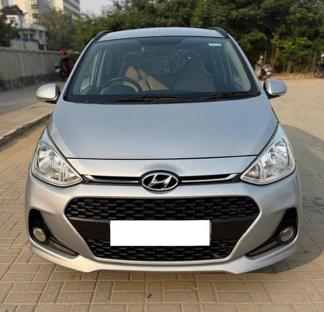 https://images10.gaadi.com/usedcar_image/4236846/original/processed_cd92474310127afdc0f1283bd90d9074.jpg?imwidth=6402