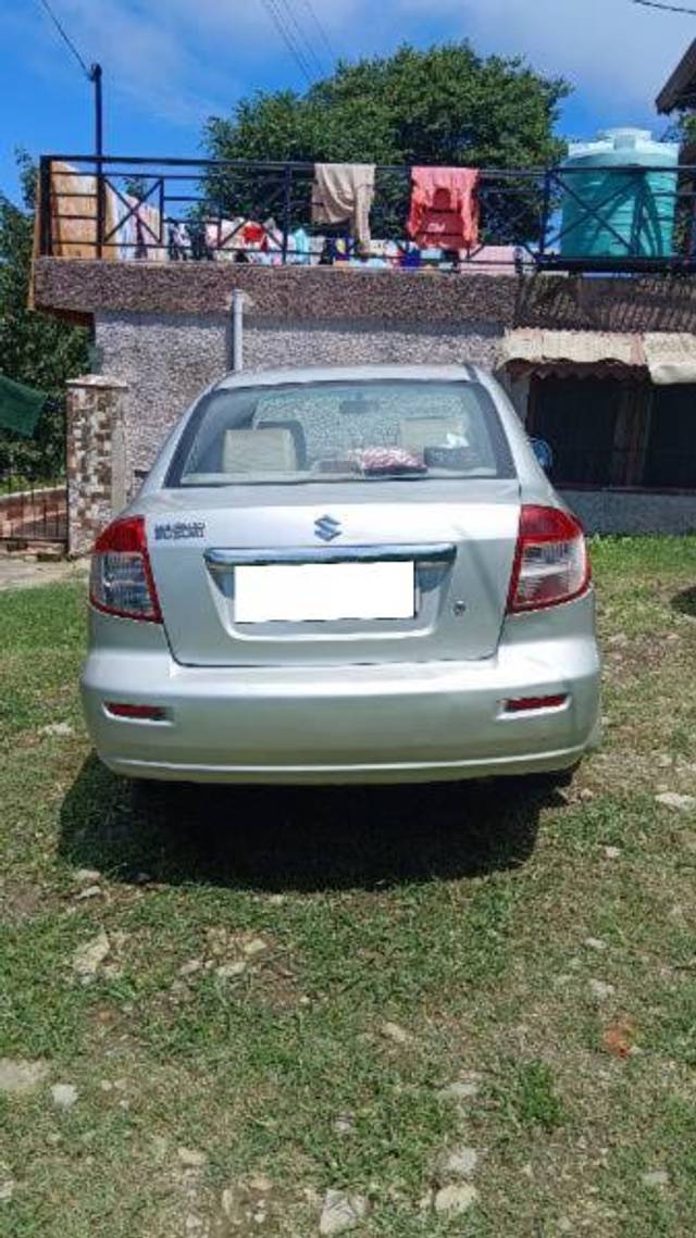 https://images10.gaadi.com/usedcar_image/4236942/original/processed_76467d03-795b-446e-aff2-e65b217e67aa.jpg?imwidth=6402