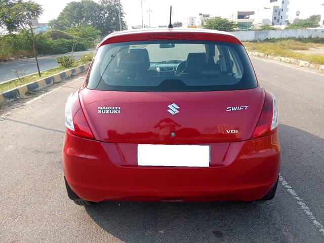 https://images10.gaadi.com/usedcar_image/4236945/original/processed_bf3c57ba31d489a83140db889ebc0738.jpg?imwidth=6402