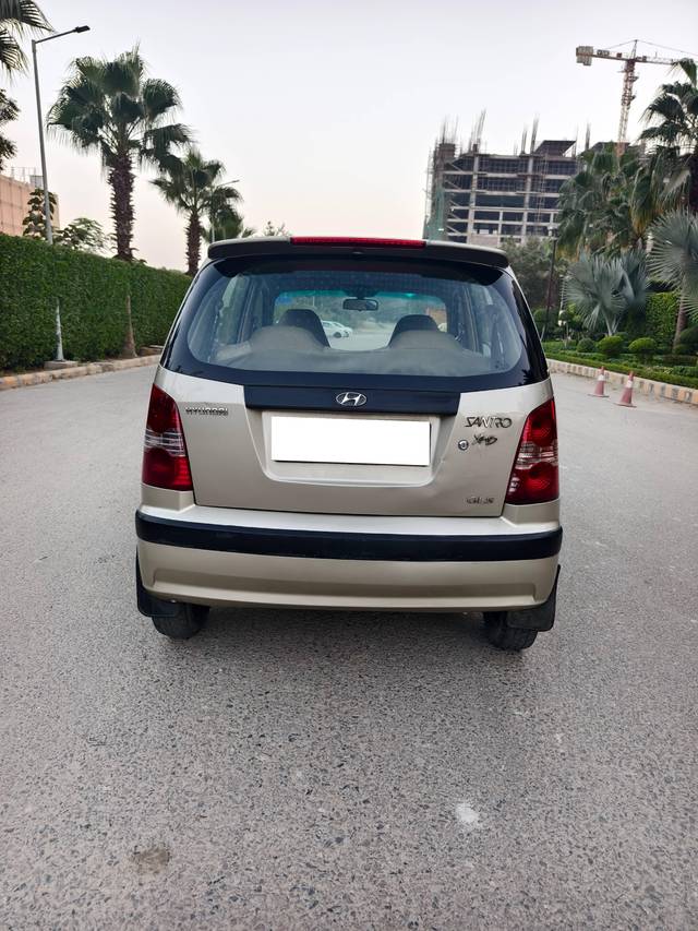 https://images10.gaadi.com/usedcar_image/4237033/original/processed_f3a2a235261254e510f4df63ef02952e.jpg?imwidth=6402