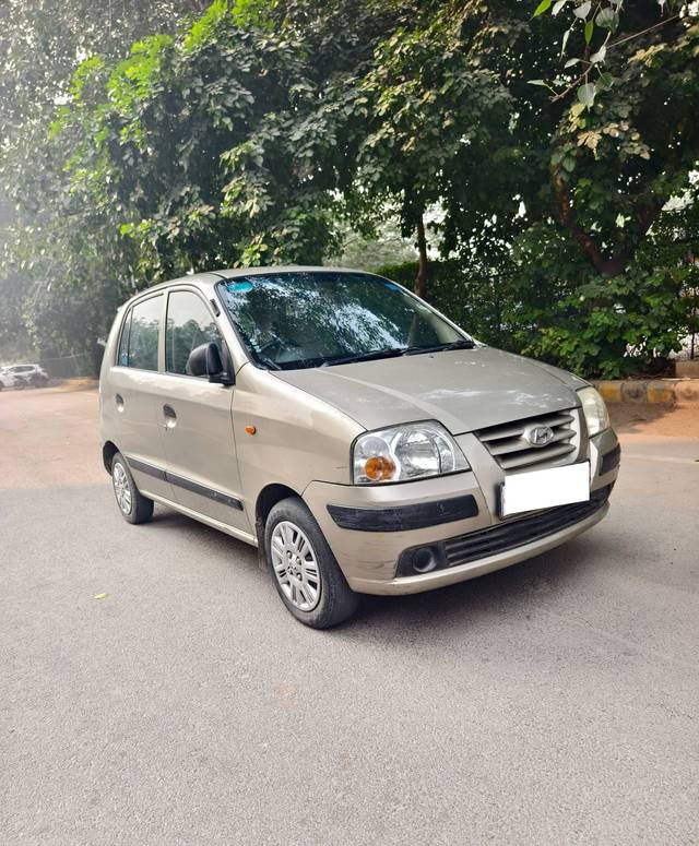 https://images10.gaadi.com/usedcar_image/4237033/original/processed_fa5dab5edb64011c5d057593d2962bf9.jpg?imwidth=6401