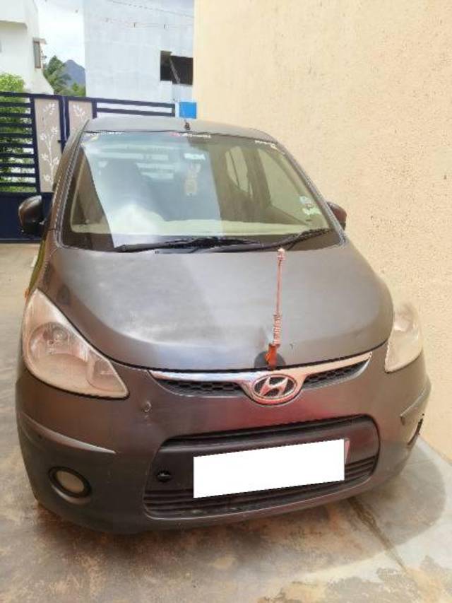 https://images10.gaadi.com/usedcar_image/4237074/original/processed_330fb8a7-9f77-41cd-aed4-85fb4a5ac173.jpg?imwidth=6401