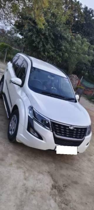 Mahindra XUV500 Mahindra XUV500 W5 BSIV