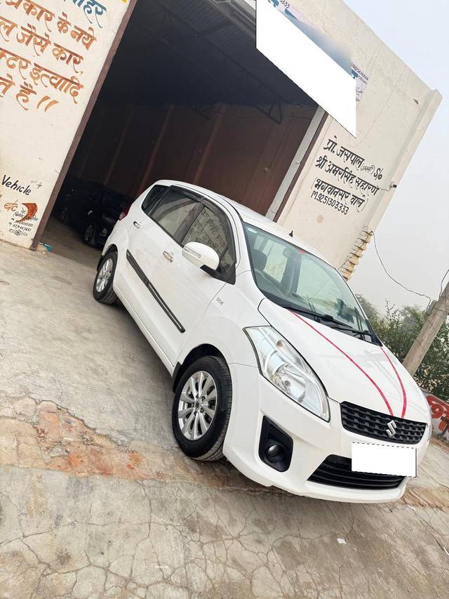 https://images10.gaadi.com/usedcar_image/4237195/original/processed_0e2f4a45b6996232e2b5e386ebc22533.jpg?imwidth=6400