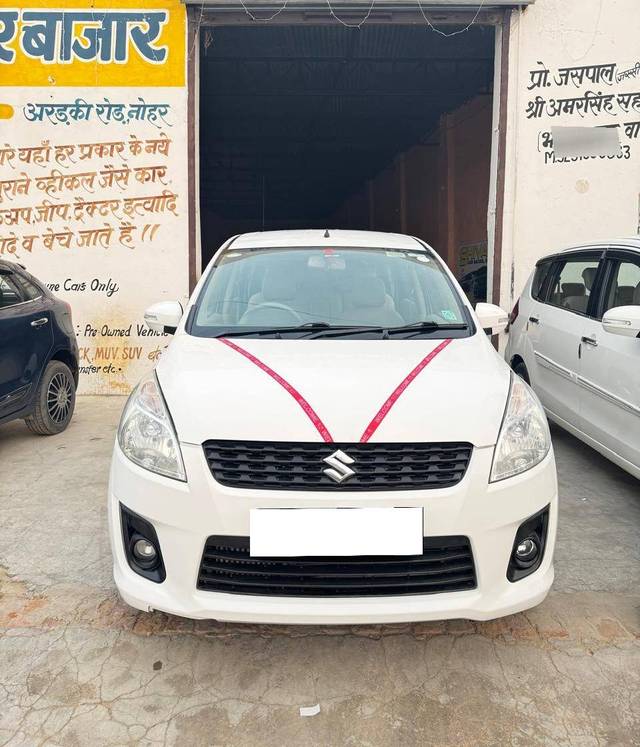 https://images10.gaadi.com/usedcar_image/4237195/original/processed_f00dc443ee108431c3ceacd9c2880996.jpg?imwidth=6402