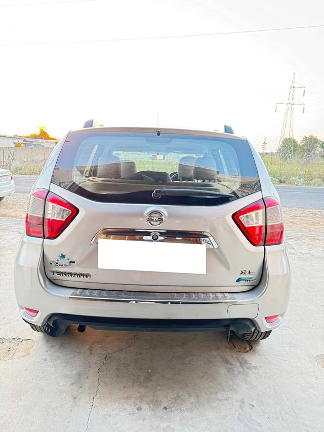 https://images10.gaadi.com/usedcar_image/4237207/original/processed_3efb690d4f2eff0693b8e169b8d69a08.jpg?imwidth=6402