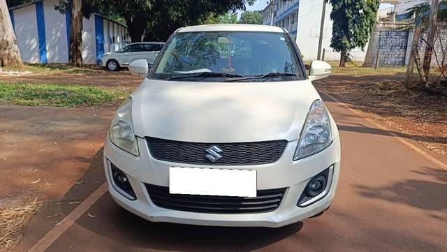 https://images10.gaadi.com/usedcar_image/4237386/original/processed_a08badf2-5a91-41e5-86cc-fa09dd81a8ec.jpg?imwidth=6400