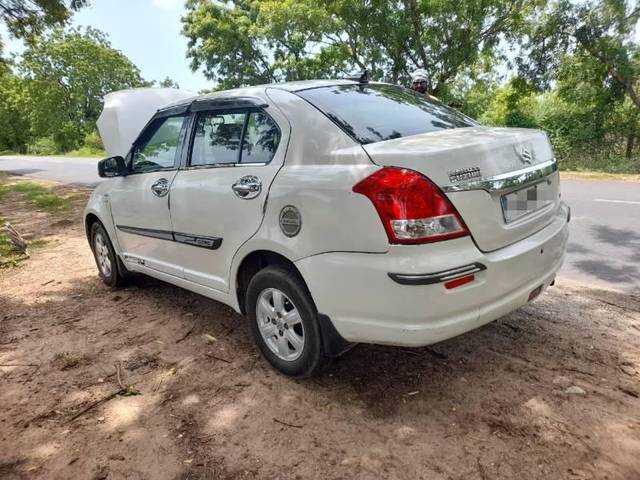 https://images10.gaadi.com/usedcar_image/4237398/original/processed_18d9a6a7-9804-40e0-bda7-7c72611d3704.jpg?imwidth=6402