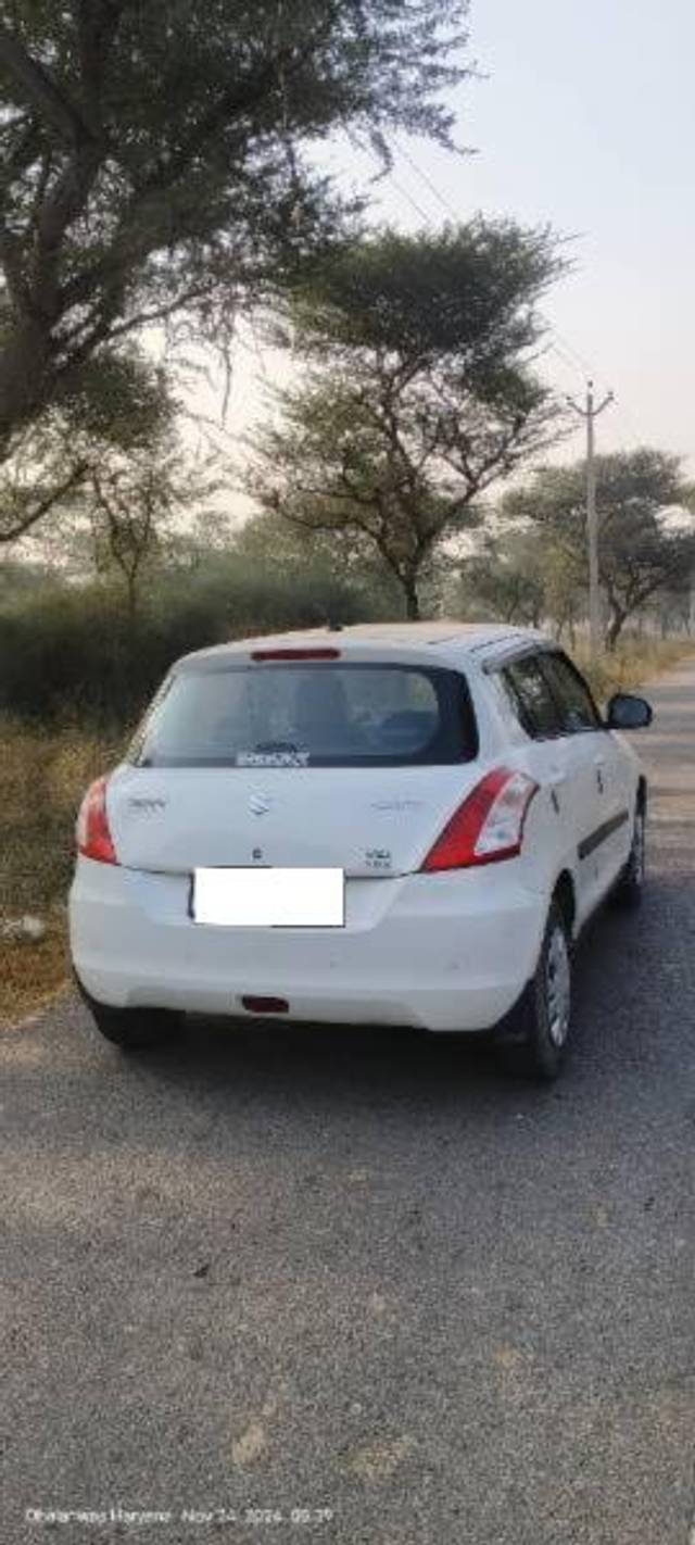 https://images10.gaadi.com/usedcar_image/4237452/original/processed_d2b392d6-9b37-484d-9967-4a2942e141b8.jpg?imwidth=6401