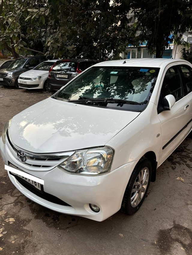 https://images10.gaadi.com/usedcar_image/4237477/original/processed_2022a4ed75ccc0f1df76bc7078a4c120.jpg?imwidth=6400