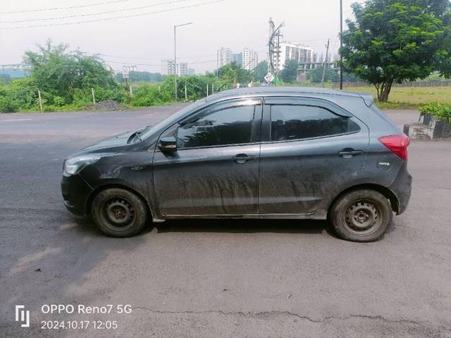 https://images10.gaadi.com/usedcar_image/4237487/original/processed_1aa34200-2148-43ce-83cd-f90e2f15664c.jpg?imwidth=6402